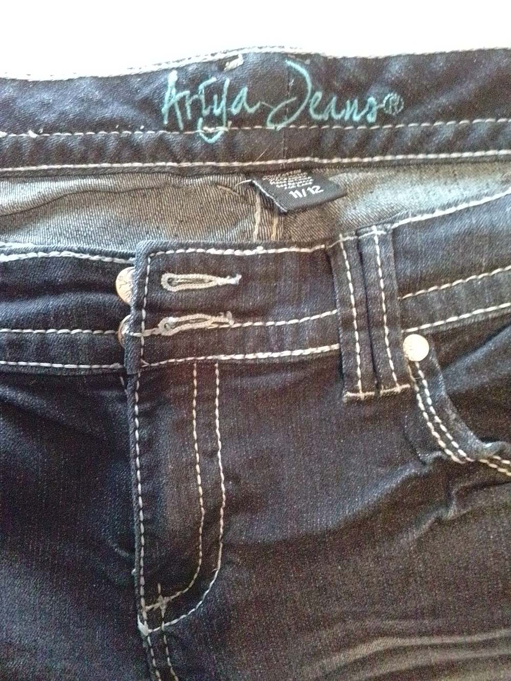 Ariya Dark Blue Cropped Jeans - Picture 2 of 4